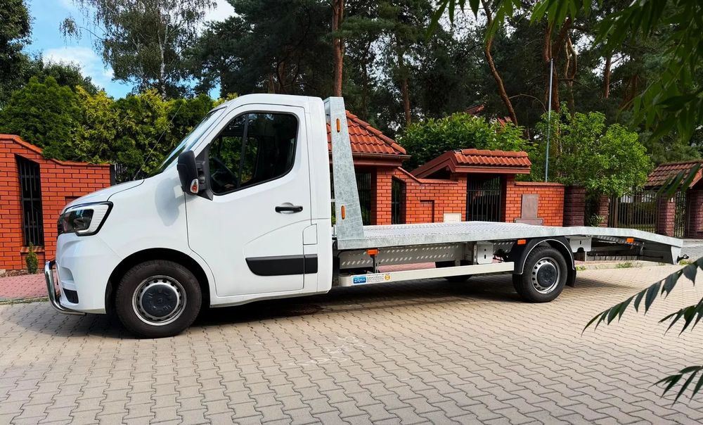 Renault MASTER  Auto laweta/Holownik/Świetny stan/Zero rdzy/Zapraszam, naprawdę warto.