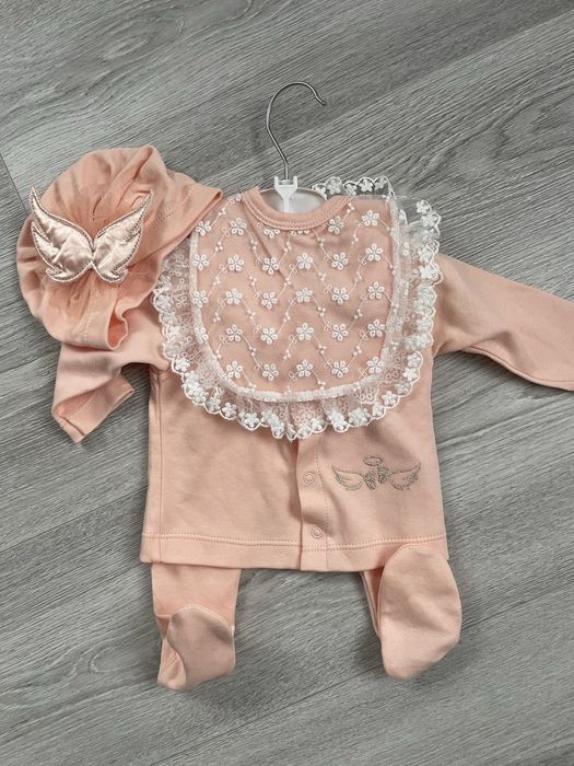 Продам новий комплект для дівчинки