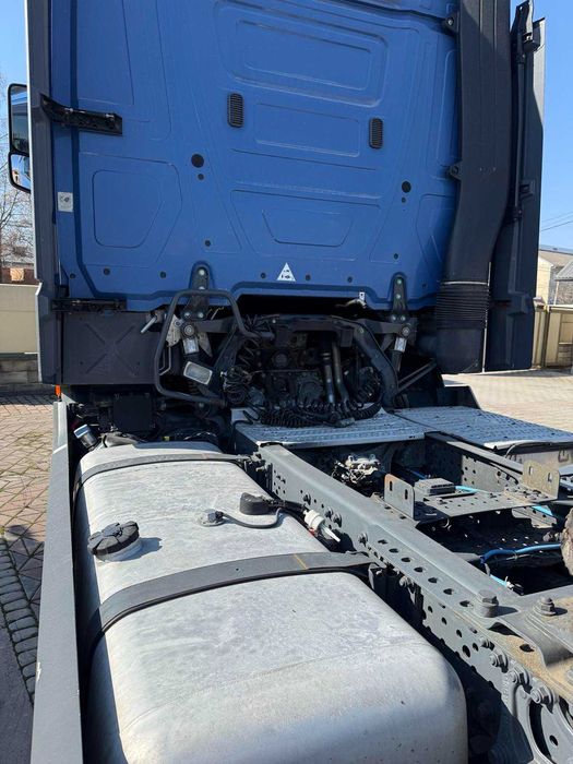 Mercedes-Bens Actros 1842