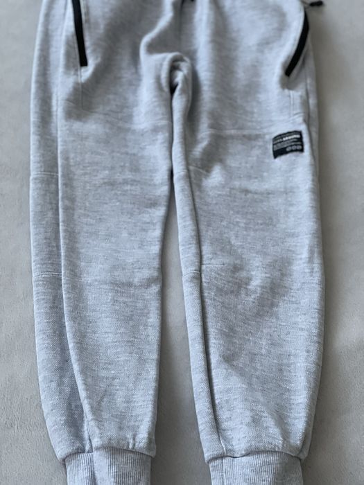 Спортивні штани Reserved