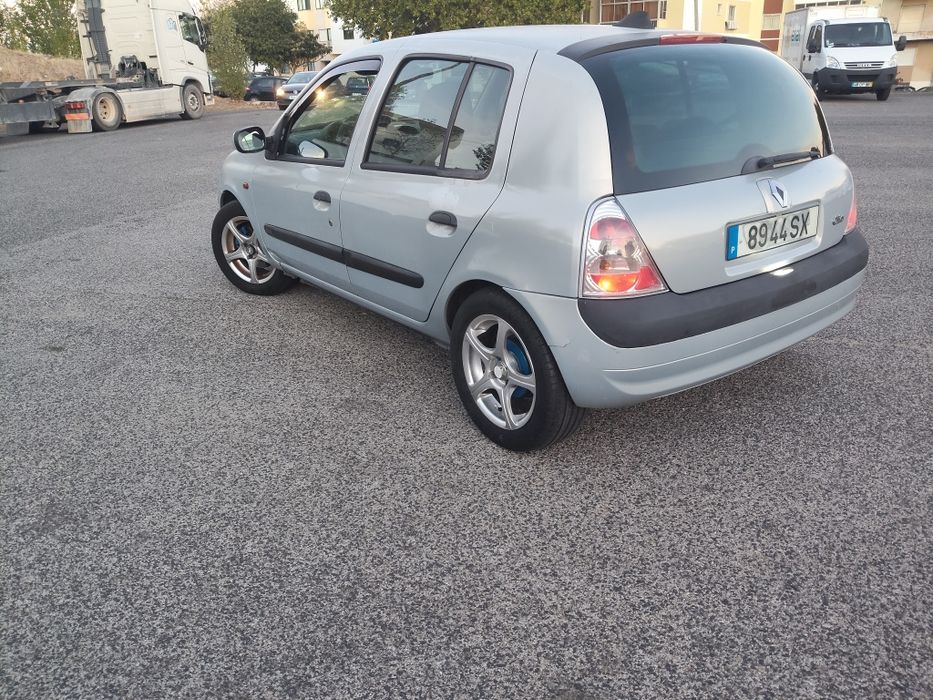 Renault Clio II 1.2 5p – (reservado) — photo 4