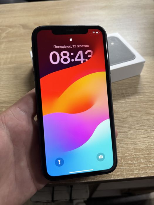 Продам iPhone 11 128 ГБ