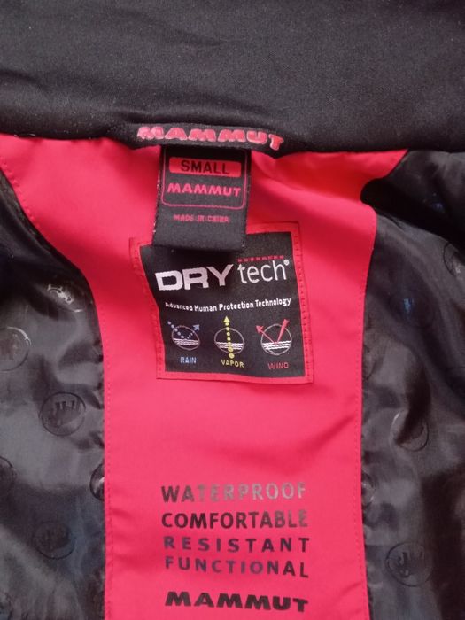 Куртка демісезонна Mammut Dry-tech