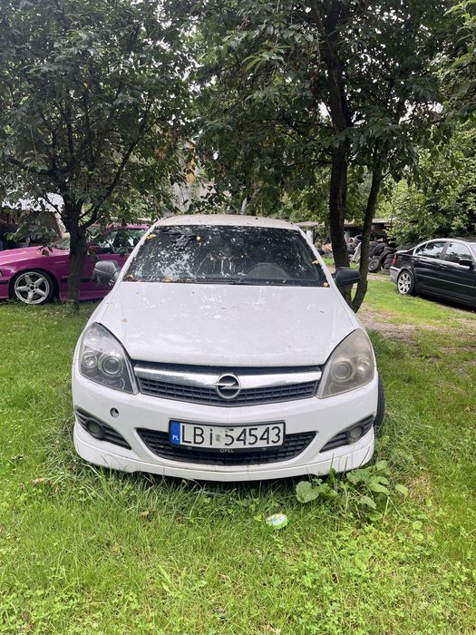 Opel Astra H OPCline na części