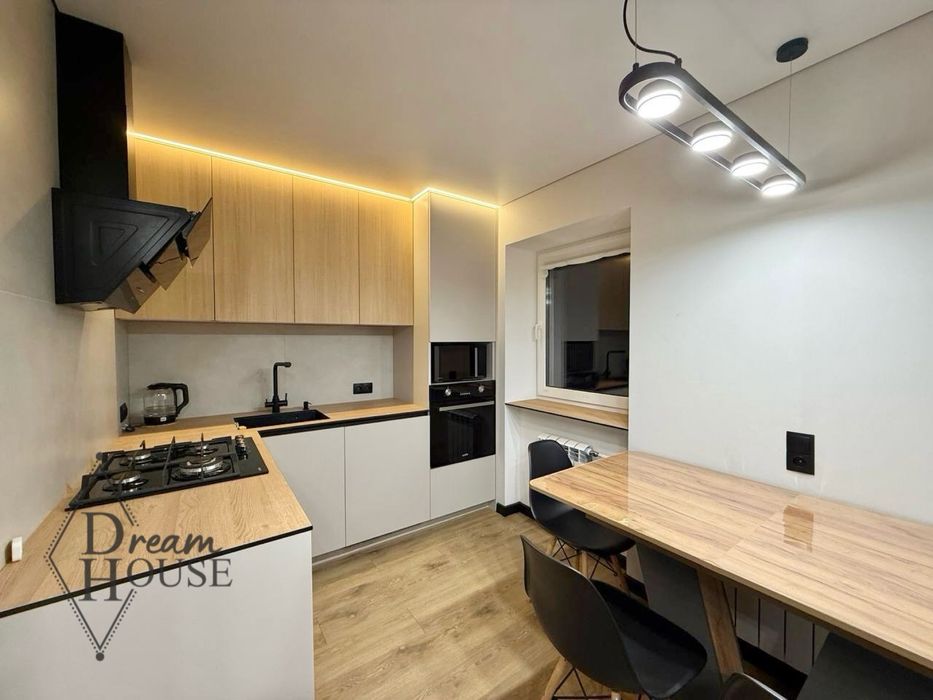 Продаж 2 кімнатної квартири