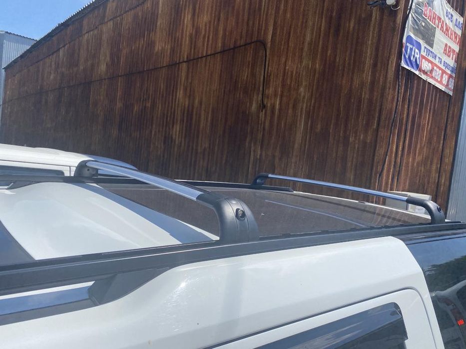 Land Rover Discovery IV 2009-2017 Перемички на оригінальні рейлінги 2