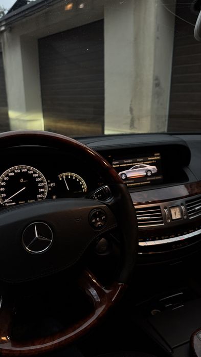 Продам Mercedes-Benz S-Class W221 5.5 2007 рік