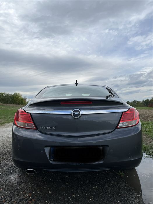 Opel Insignia 1.8