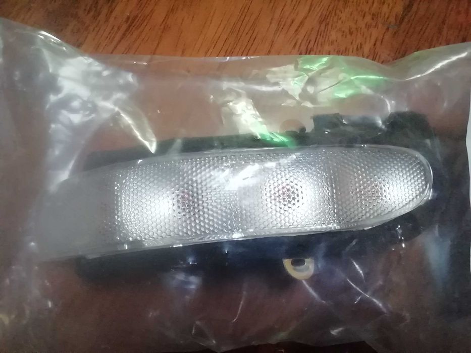 Pisca retrovisor Mercedes c220 lado condutor