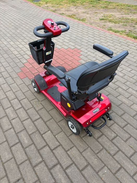 Wózek inwalidzki elektryczny