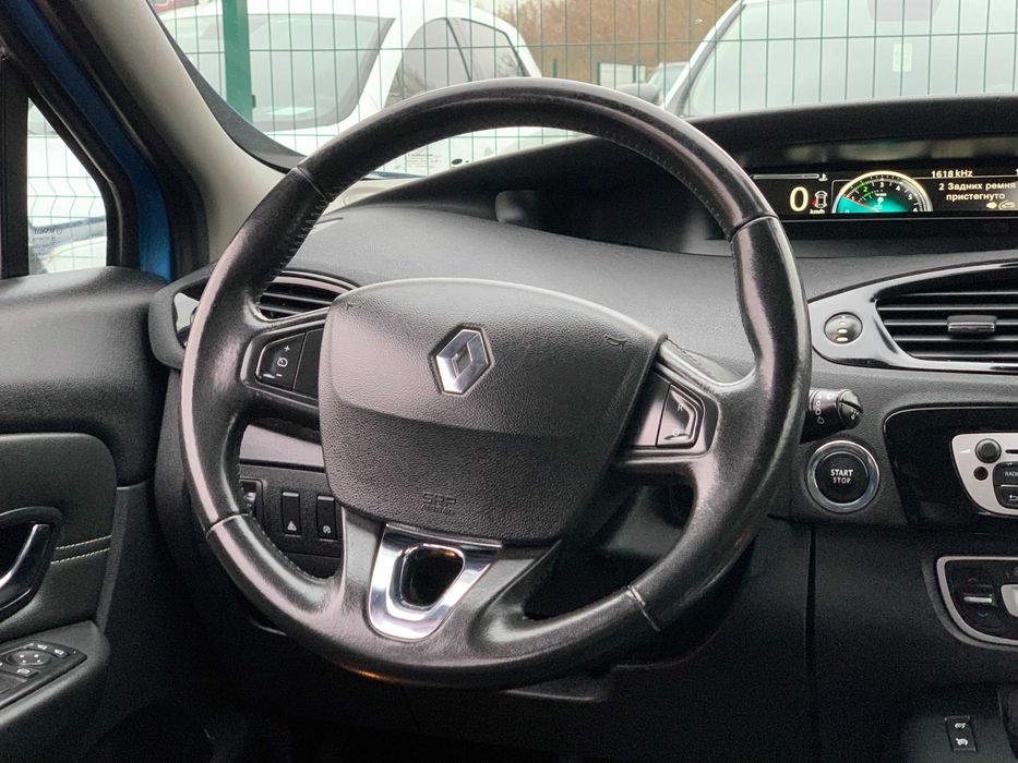 Renault Grand Scenic 2013