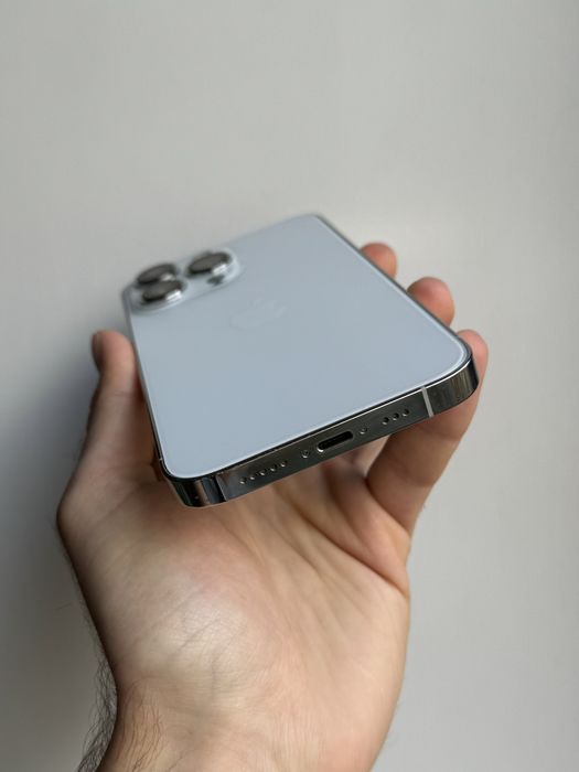 iPhone 13 Pro 256 Gb Silver Neverlock АКБ 89%
