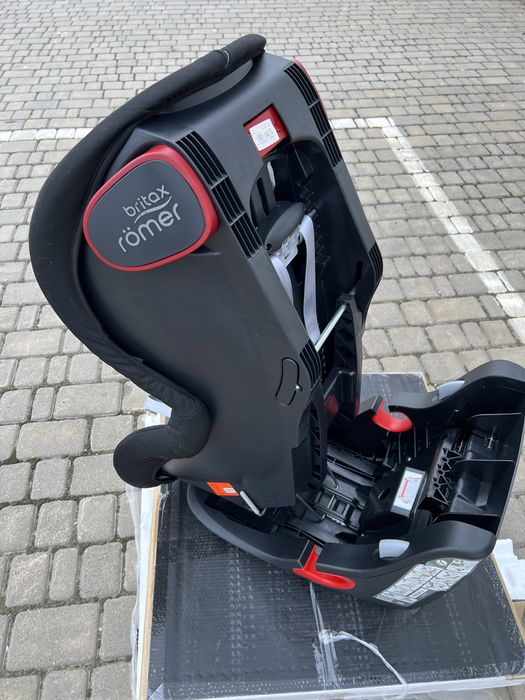 Автокрісло Britax Römer KING II LS 9–18 кг