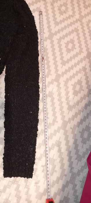 Czarny damski sweter M