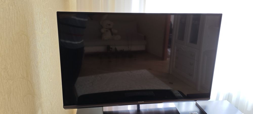 Телевизор Philips 42 диагональ