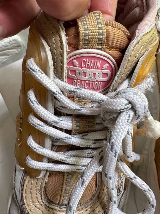 Продам Versace кросівки б/у