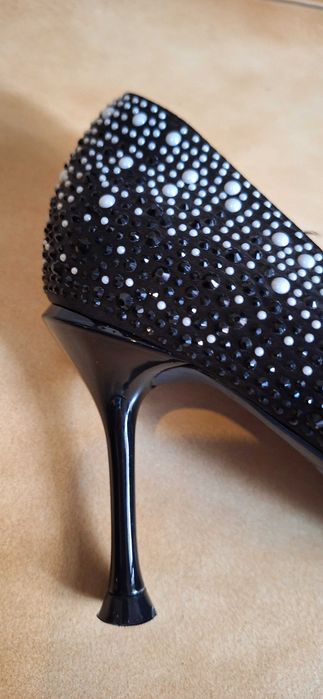 Sapatos Pretos - novos