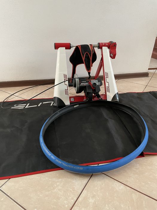 Full pakiet !!!Trenażer rowerowy Elite novo force 8