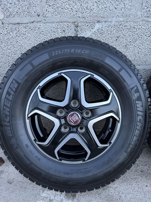 Oryginalne Koła Letnie R16 5x118 Fiat Ducato Camper Peugeot Citroen Opony 225/75/16 CP Jak nowe