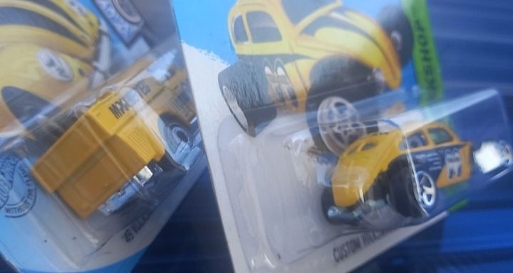 Volkswagen Beetle Mooneyes hot wheels