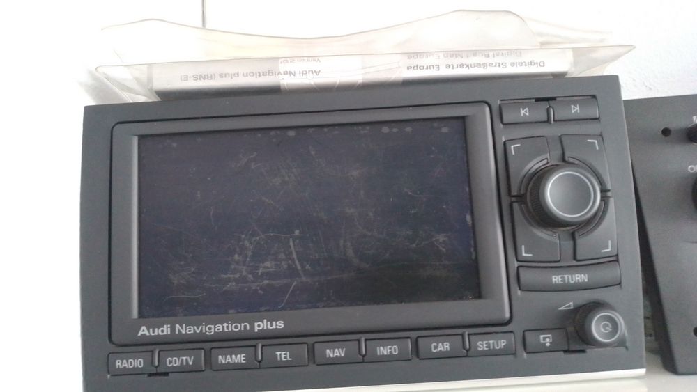 Auto radio com código Audi