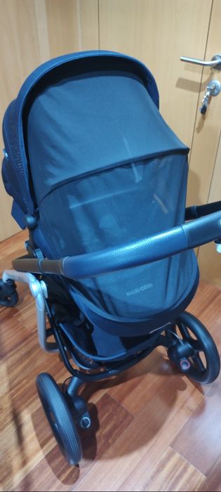 Carrinho bebé Maxicosi como novo + brinquedos