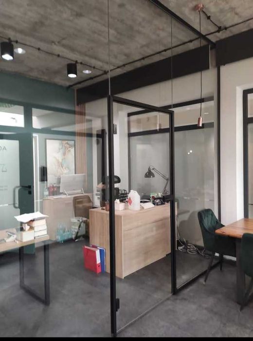 Drzwi szklane, ściany szklane