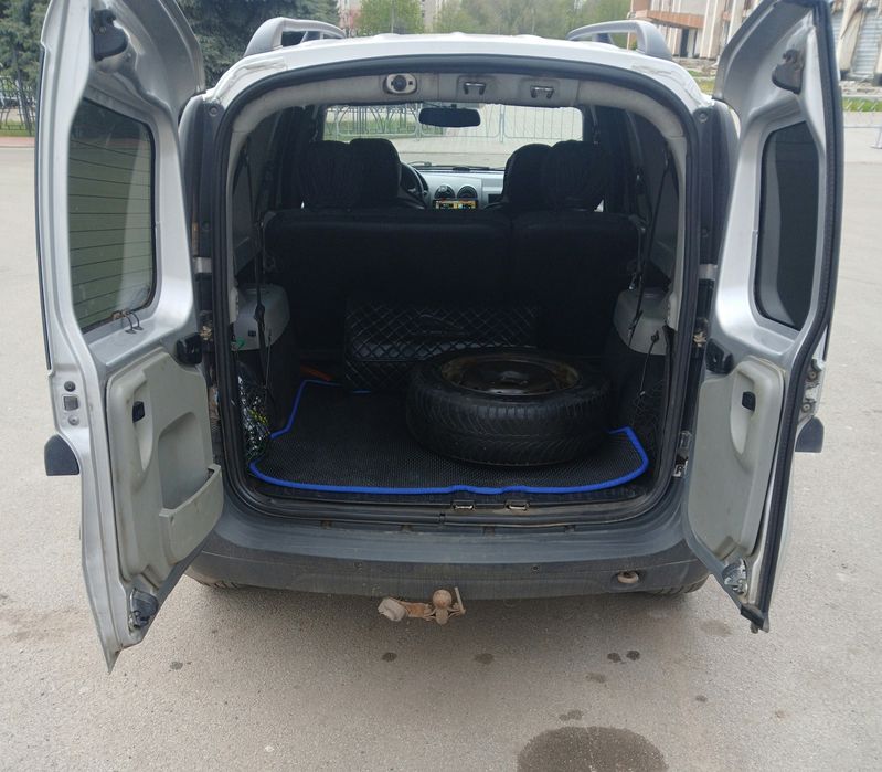 Продам в хоорошем состоянии Dacia Logan