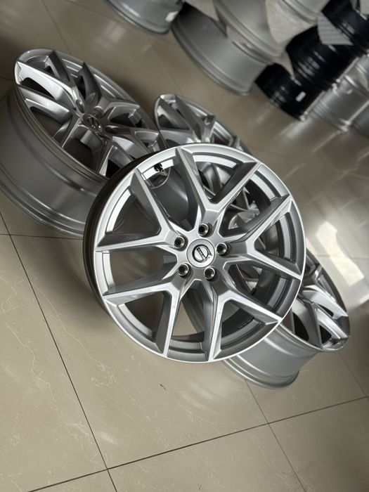 Диски оригінал Volvo XC60 XC40 R18/5/108 31423851 Ford