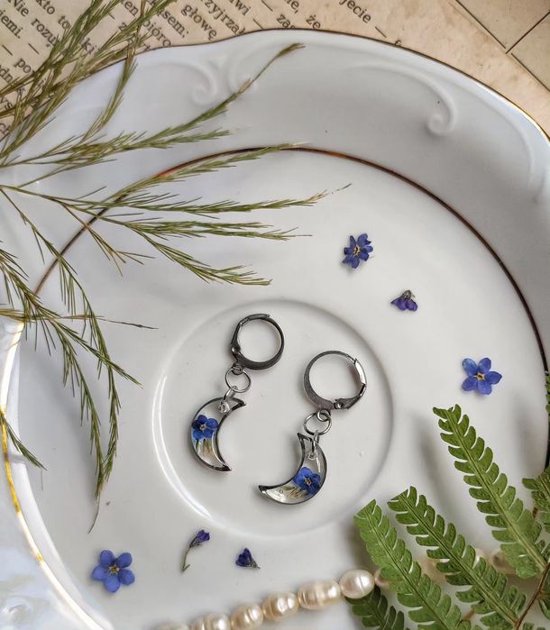 Kolczyki księżyce niezapominajka