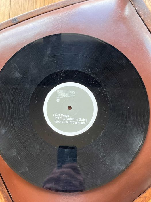 Stephen Simmonds – Get Down