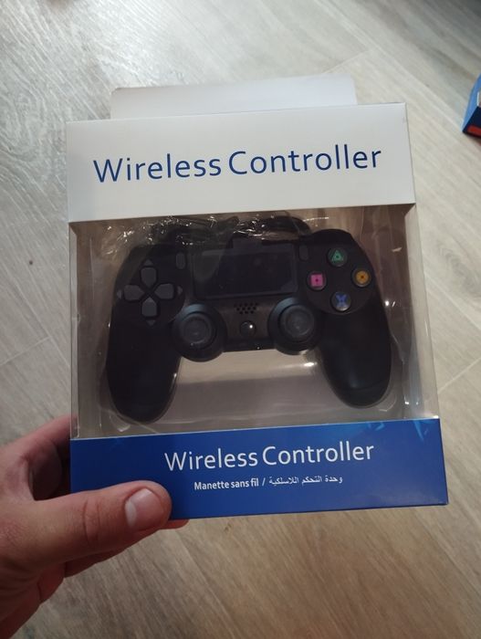 Джойстик на PS4. Ідеальний подарунок к новому року Безпровідний контро