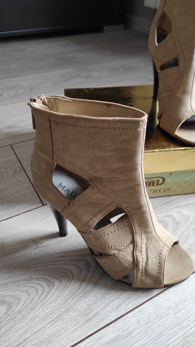 Śliczne letnie buty