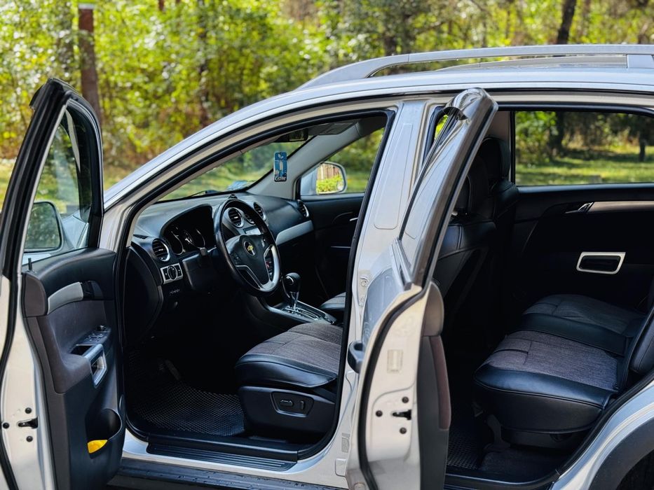 Chevrolet Captiva 2012 | Официальный