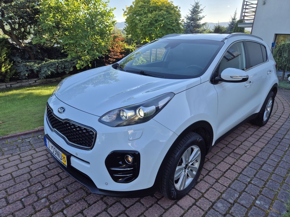 Sportage 1.6 benzyna 84 tys km navi led kamera z niemiec oplacone