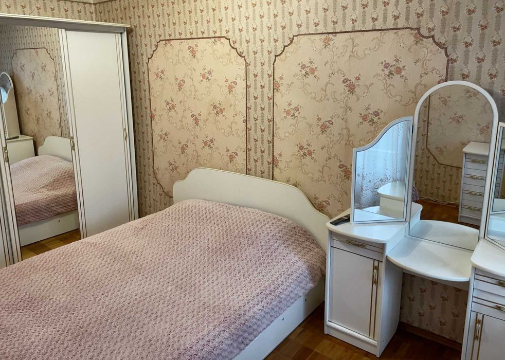 2 кімнатна  на Богунії, Військовий Інститут, вул. Героїв Десантників