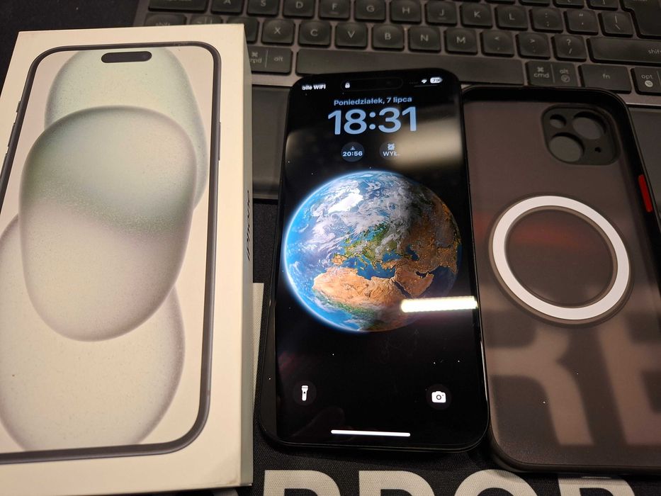 Apple iPhone 15 Plus 256GB czarny MU183PX-A