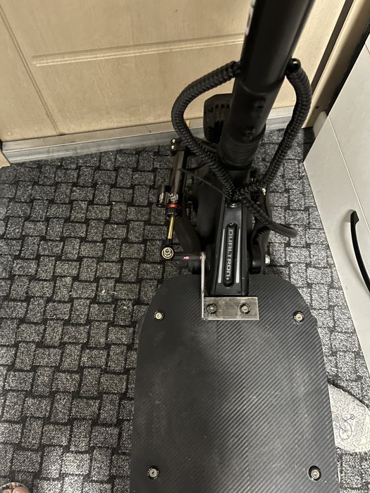 Держатель демпфера Dualtron электросамоката