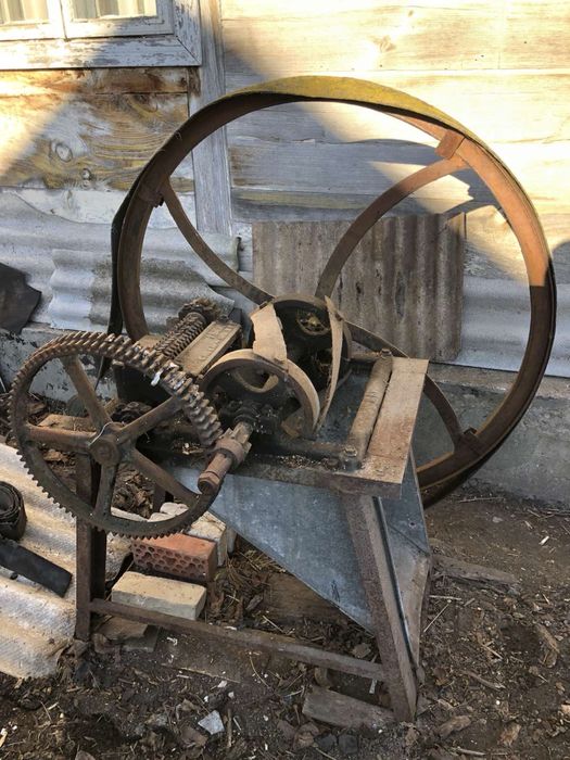 Січкарня польського виробництва в робочому стані