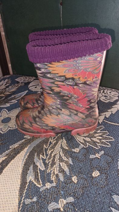 Продам ризинові сапожкі 34-35 розмір