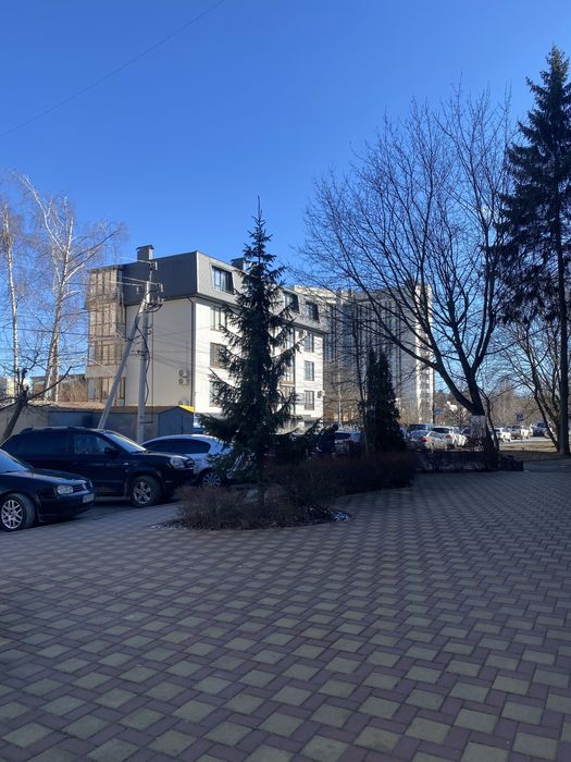 Оренда комерційного приміщення на Урожаї