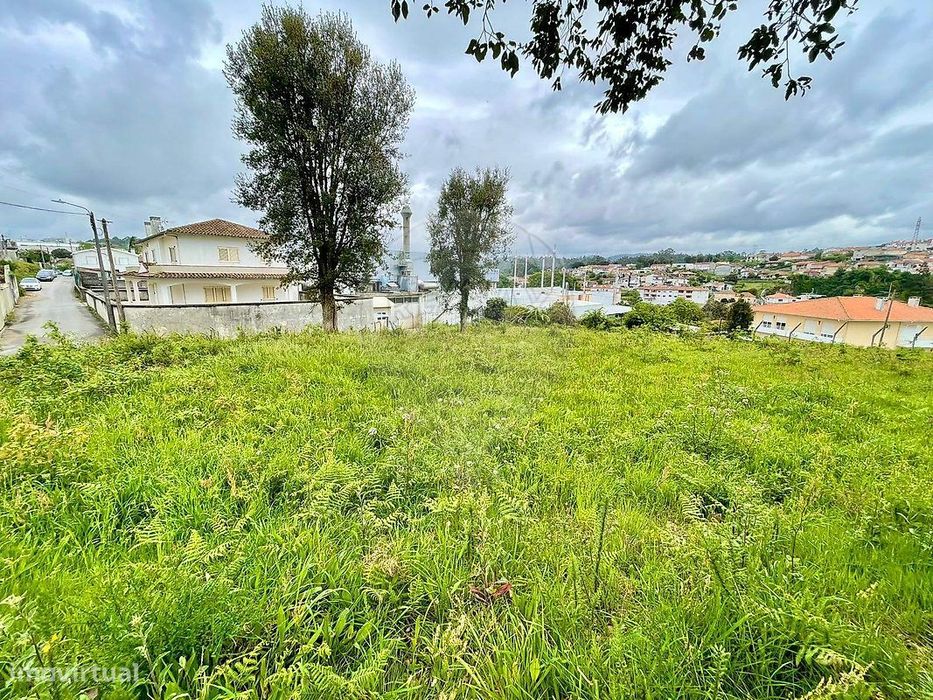 Terreno  para venda — Vila de Cucujães, Aveiro