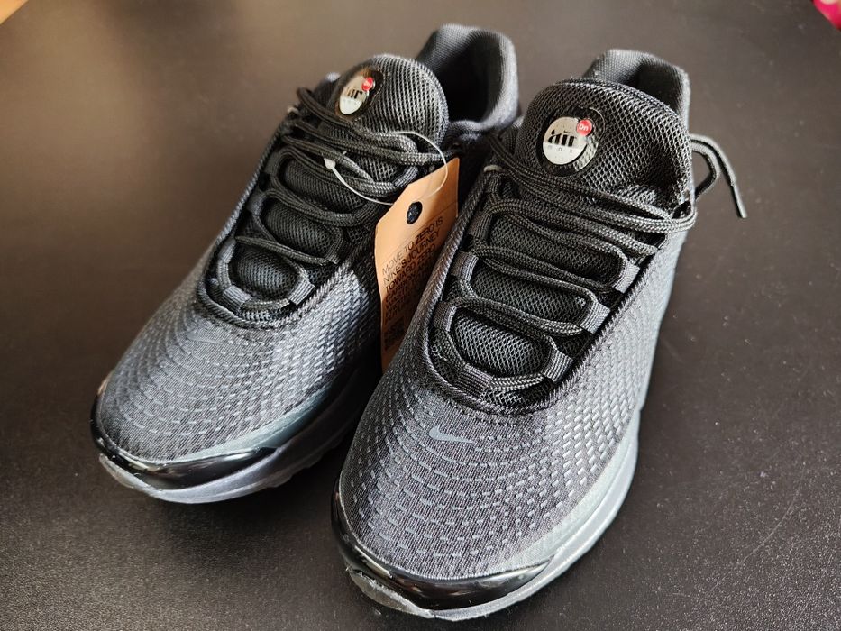 Nike Air Dn w rozmiarze 40.