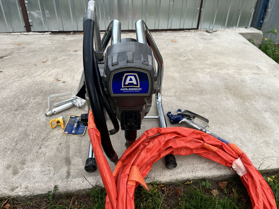 Airlessco Graco LP555, agregat malarski, pistolet Contractor PC, wąż