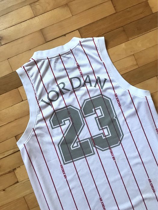 Air Jordan Jersey Essentials nike max lebron curry