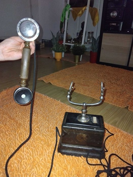 Telefone antigo