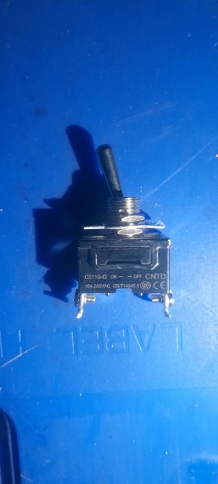 CNTD Samoblokujący przełącznik dwupozycyjny 15A 250VAC Seria C5