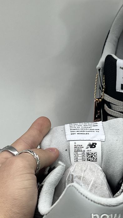 Кросівки New Balance 574 чорні (41–46)