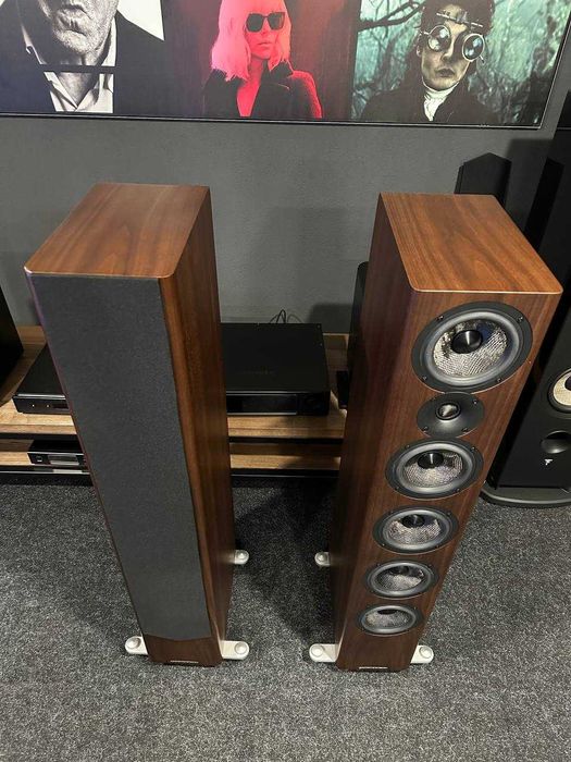 Акустическая система Acoustic Energy AE 520