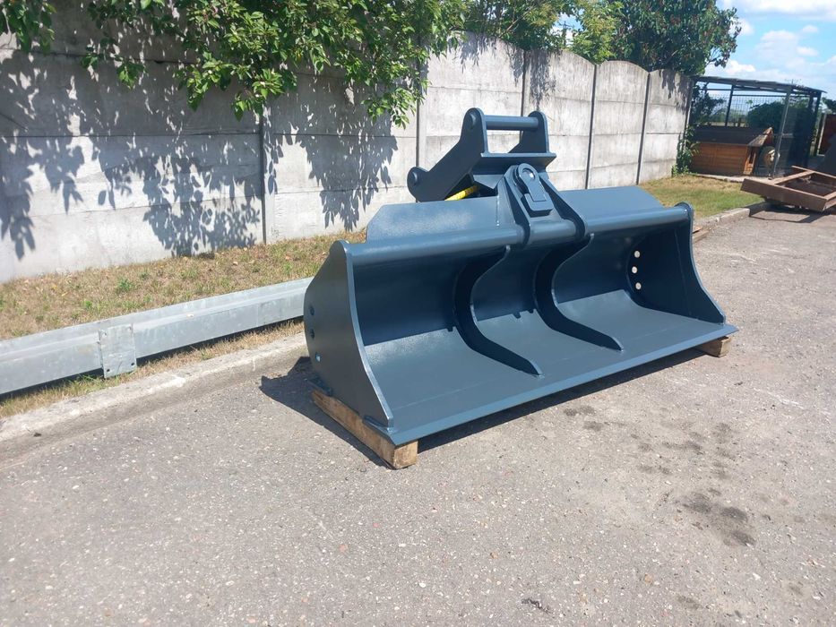 Łyżka Skarpowa 0,6m3 Hydrauliczna  12 000 zł NETTO
